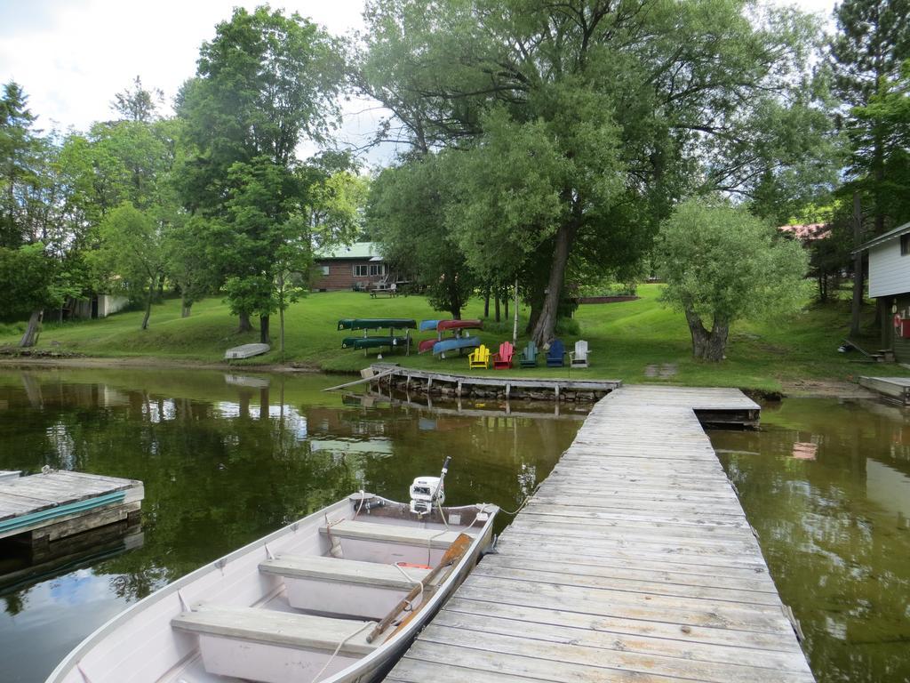 Bondi Village Cottage Resort Lake of Bays Exterior foto