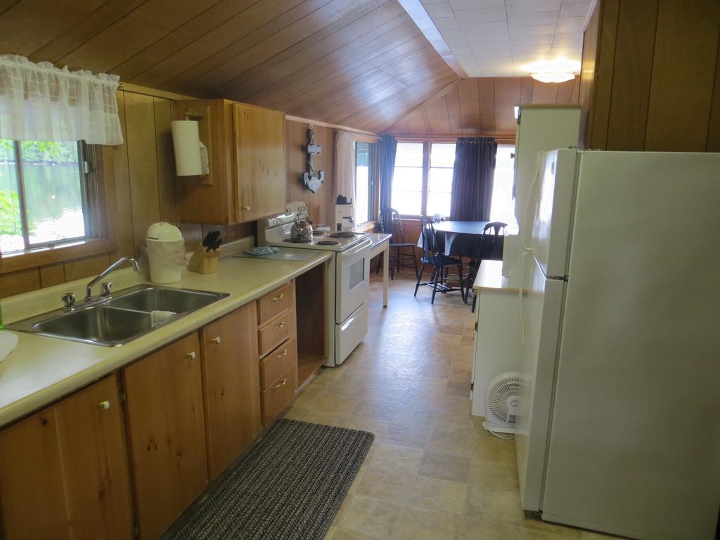 Bondi Village Cottage Resort Lake of Bays Exterior foto