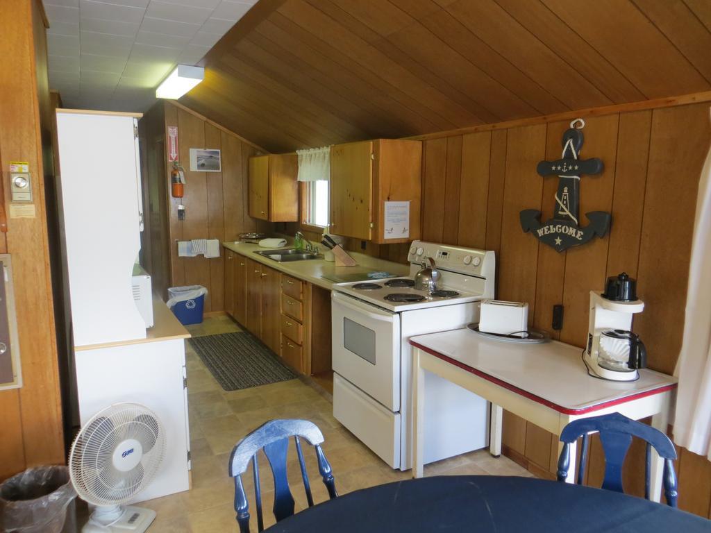 Bondi Village Cottage Resort Lake of Bays Exterior foto