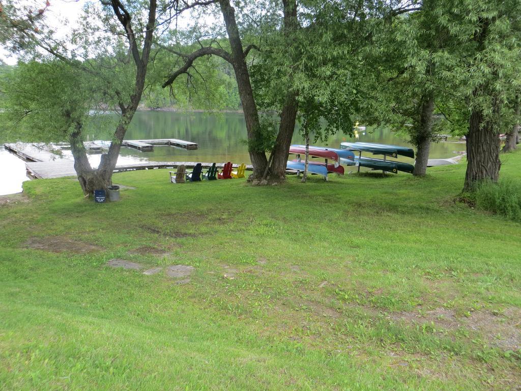 Bondi Village Cottage Resort Lake of Bays Exterior foto