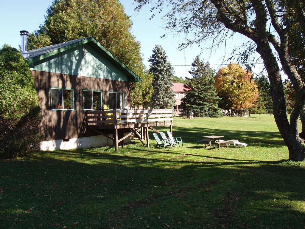 Bondi Village Cottage Resort Lake of Bays Exterior foto